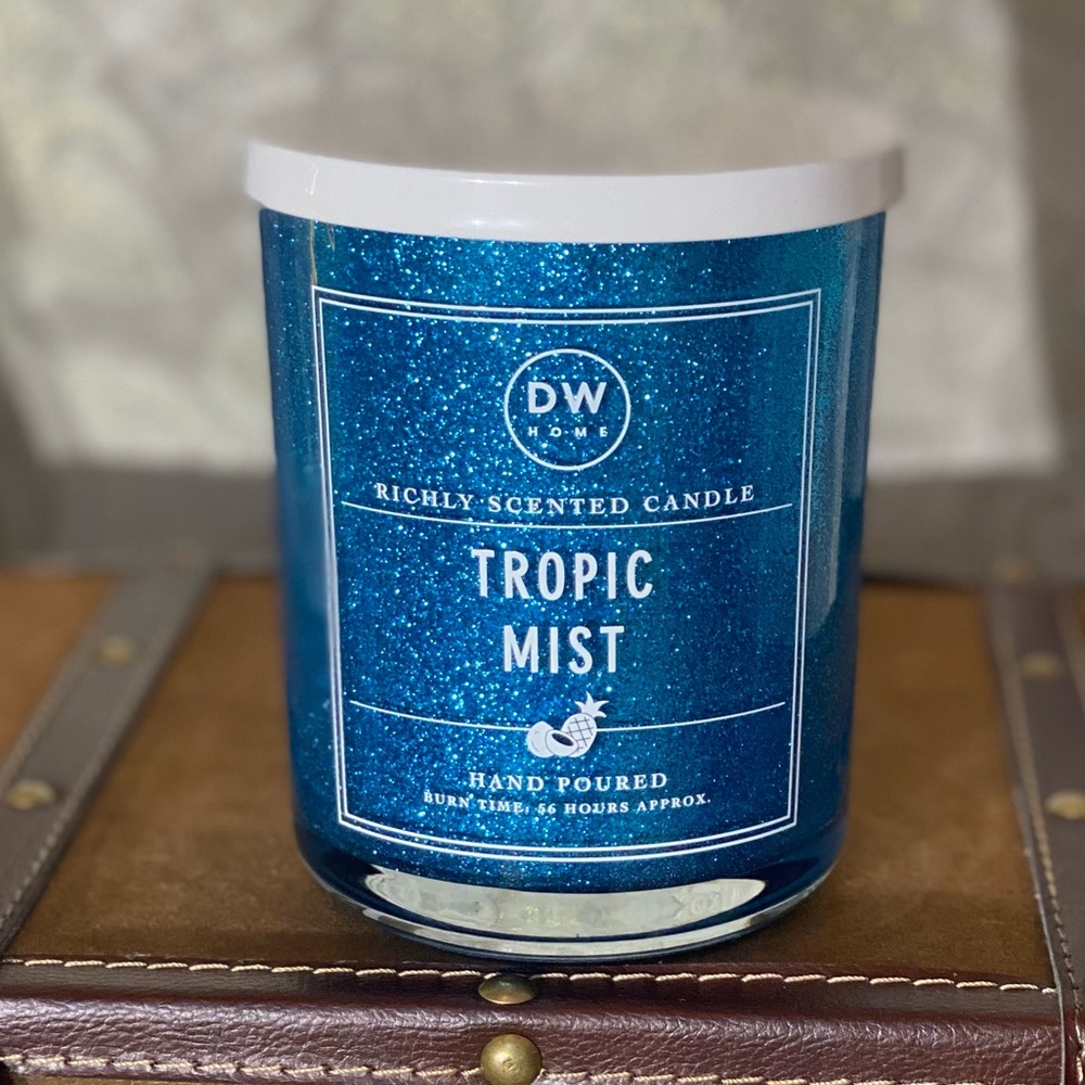 ⚡️⭐️DW Home "TROPIC MIST" Candle